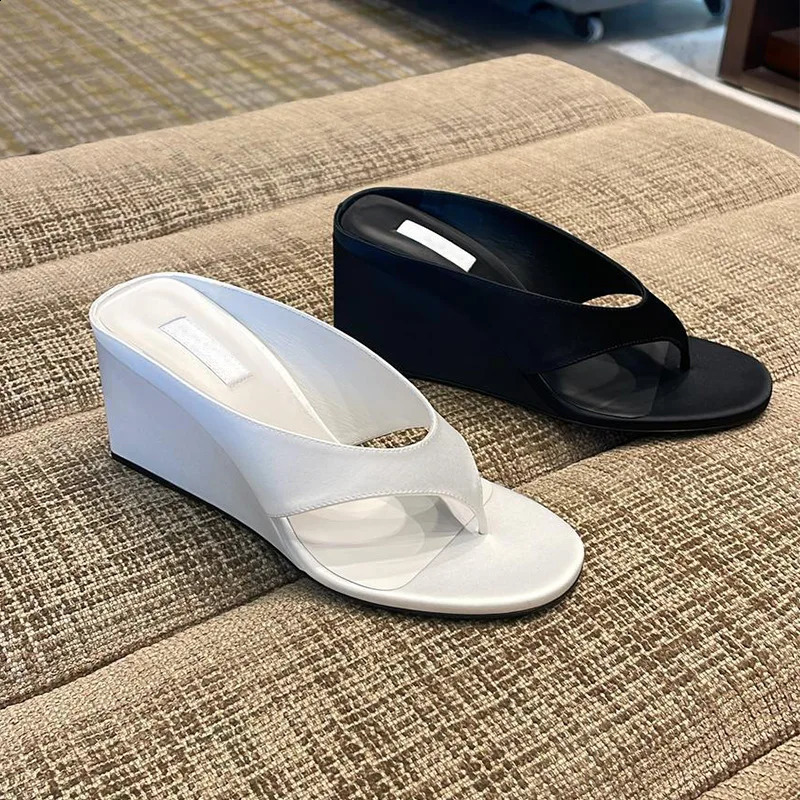Womens Crush Comfort Foam Platform Flip Flop Arch Support Slippers High Heel Comfortable Cushion Shoes Summer Beach 260313