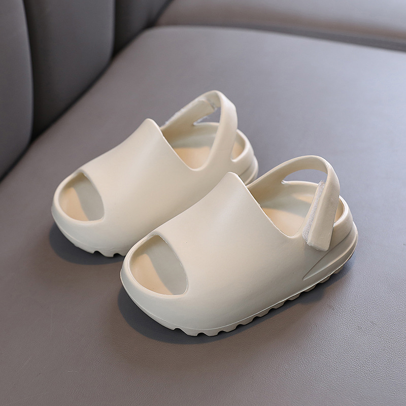 Children's flip-flops, summer sandals EVA coconut style outerwear beach shoes slouchy shoes toddler size baby shoes household use Free shipping