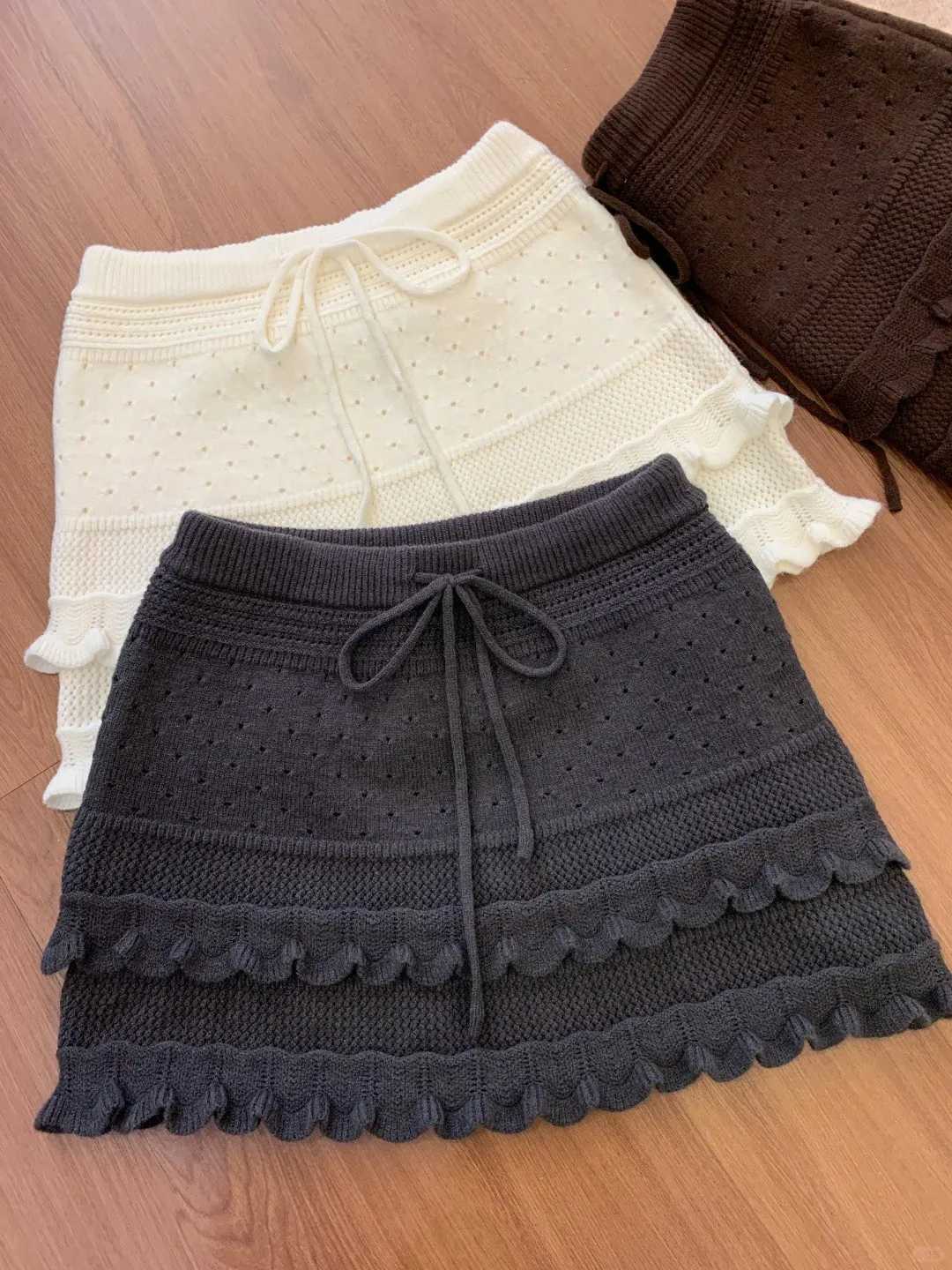 Women Patchwork Knit Mini Skirt High Waist Ruffle Drawstring Sweet Cake Style Winter Chic Hollow out A-Line Womens Skirt M260316