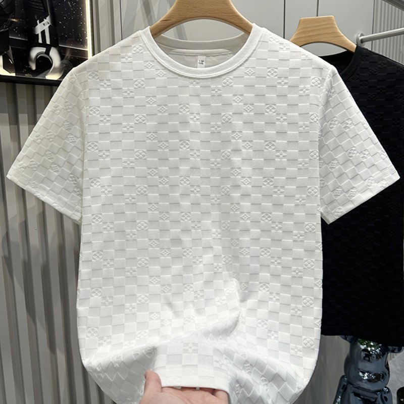 2026High-end European-style plaid pattern short-sleeve shirt for men, light luxury, elegant, solid color, casual round-neck T-shirt top for summer