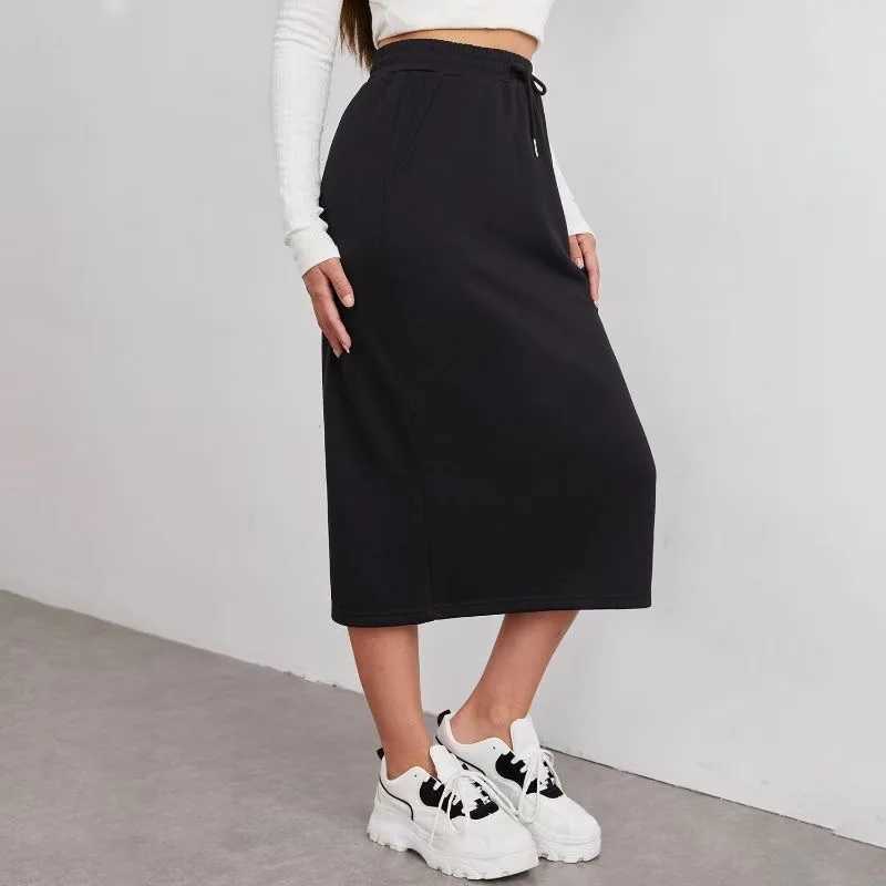 New Womens Soft Touch Silk like Midi Skirt High Waist Elastic Belt Fashionable Womens Skirt Elegant Women M260316