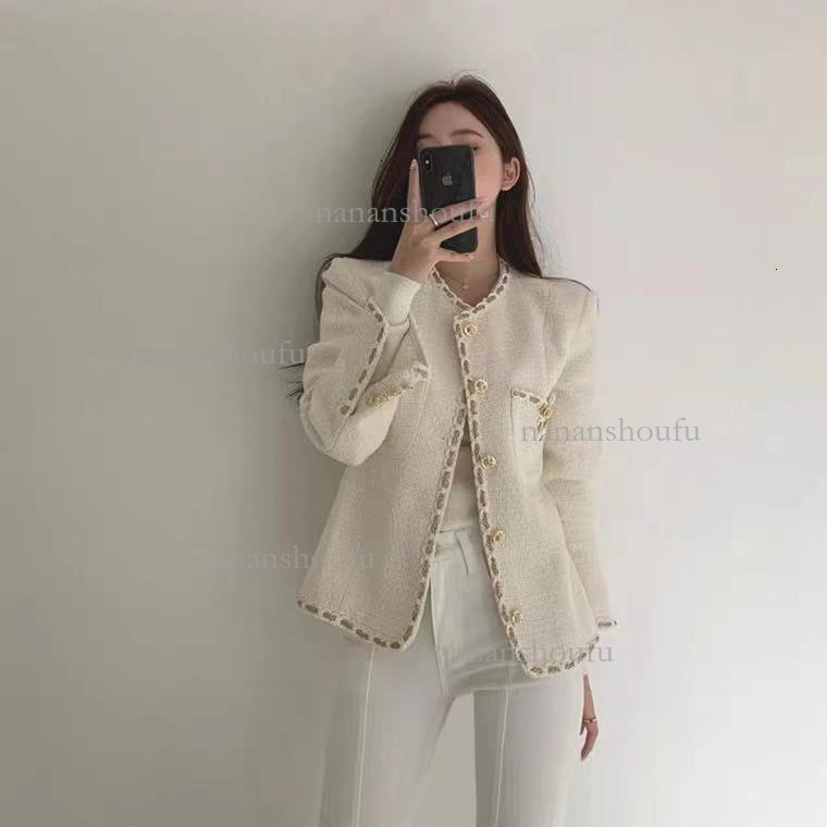 2026 Fashion Black Woolen Designer Jacket Luxury Gold Silk Retro Suit Jacket Retro Casual Small Fragrant Style Cardigan Spring And Autumn Essential