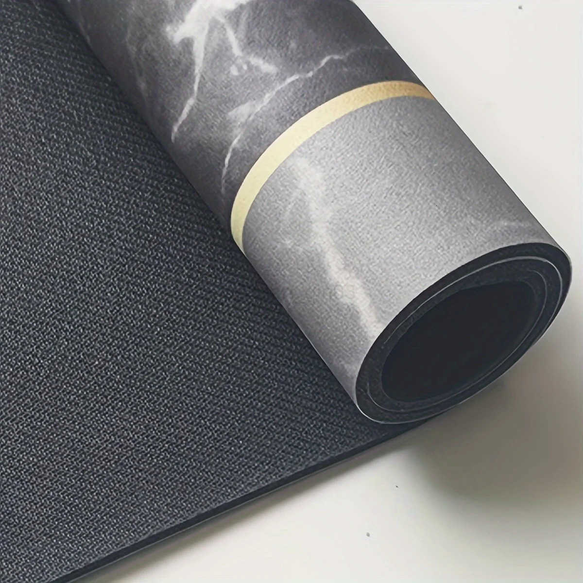 VIKAMA minimalist geometric style bathroom diatomaceous earth carpet water absorbing anti slip quick drying bathroom carpet H260316