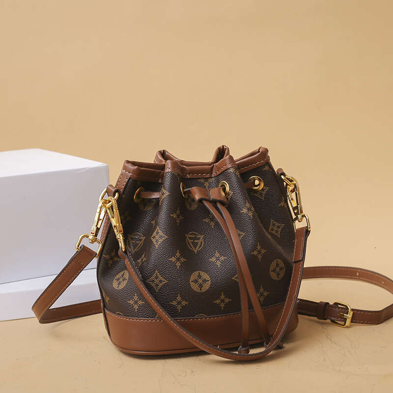 High-Quality Vintage Bucket for Women 2026 New Korean Version Versatile Elegant Casual Single Shoulder Crossbody Bag - view 7
