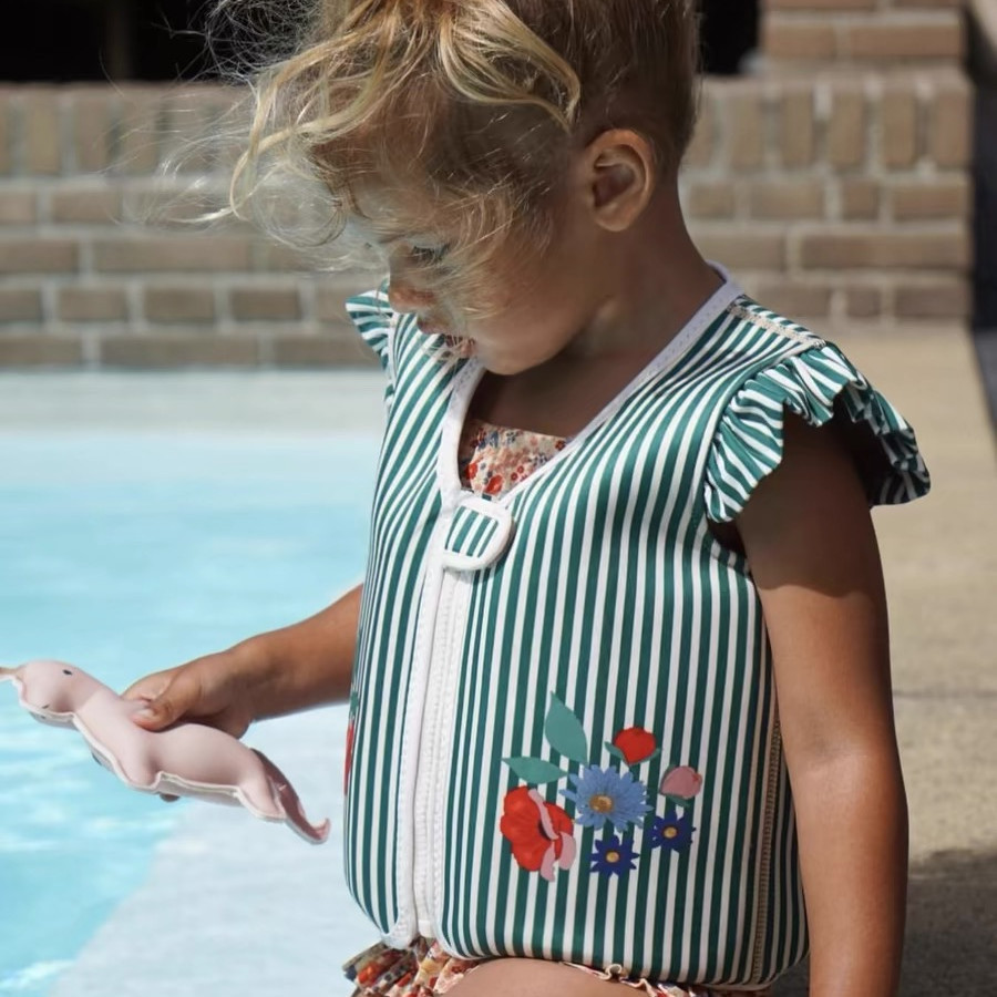 Life Vest Buoy Megartico Children Life Jacket Vest Kids Swimming Pool Life Vest Float Baby Swim Trainer Vest Kayak Beach Accessories 1-6 Years 231017