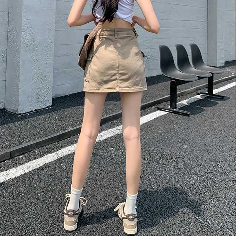 Fashionable Flap Pocket Button Skirts Female Clothing American High Waist Spring Summer New Solid Color Denim Cargo Mini Skirts M260316