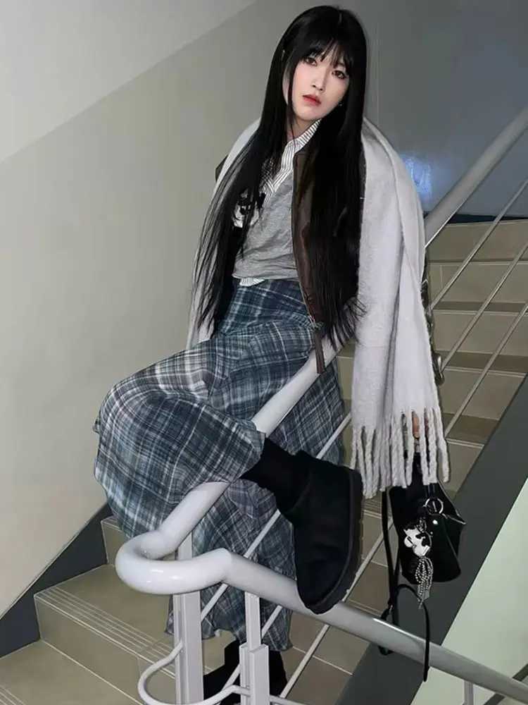 HH Women Vintage Plaid Midi Skirt Irregular Hem High Waist Pleated Skirts Female Casual Fashion High Street Lady Chic Skirts M260316