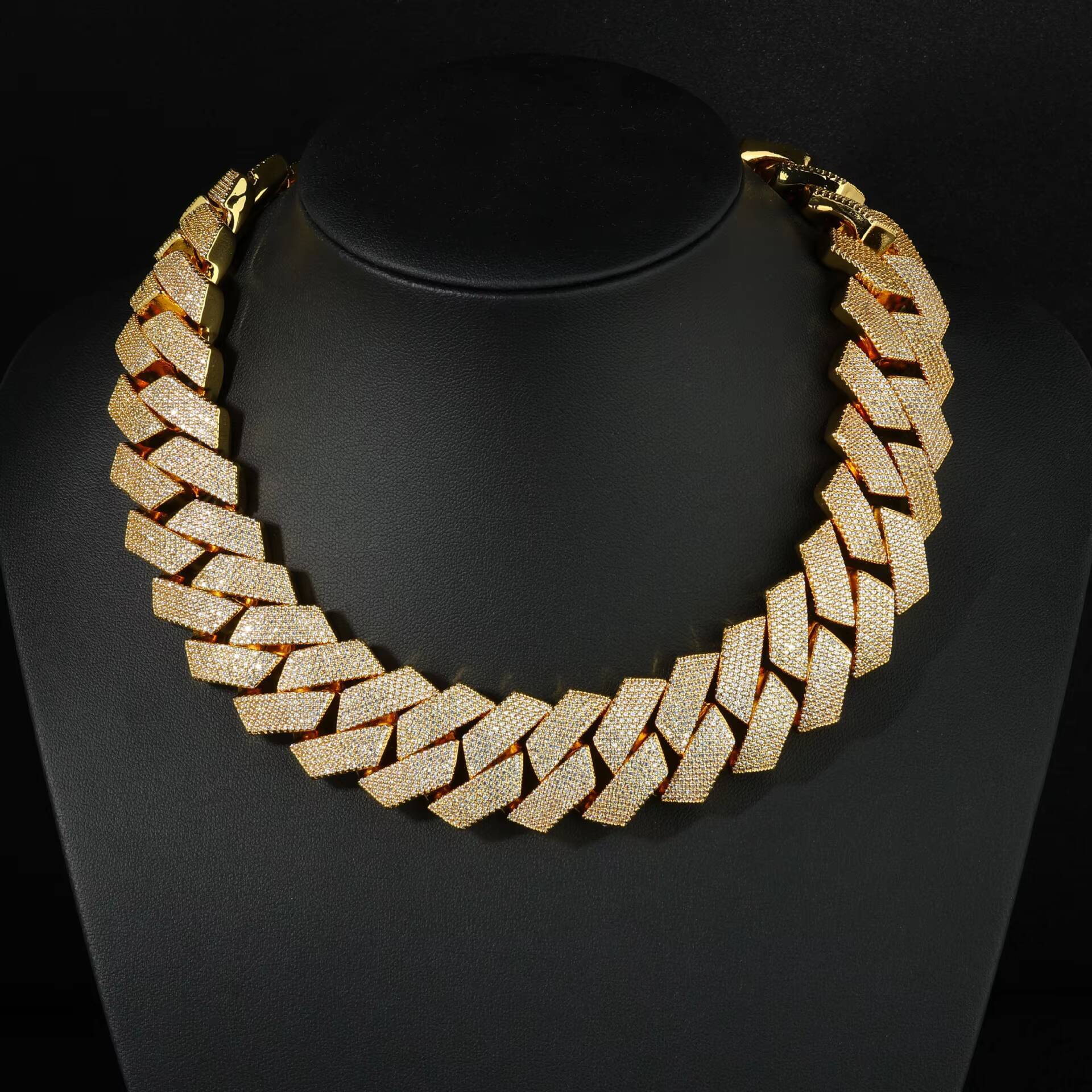Jewelry Brass Iced Out Zircon Link Chain Hip Hop Necklace Jewelry Cuban Chain Iced Out Diamond Cuban Link Chain Hip Hop Necklace