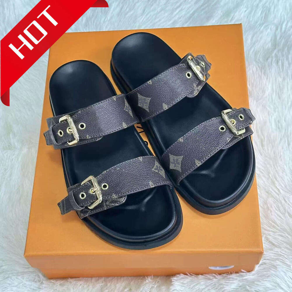 Designer Slipper Leather sandal letter printed sandals summer beach womans Flat sandles Heels Slide luxury Sliders sandales