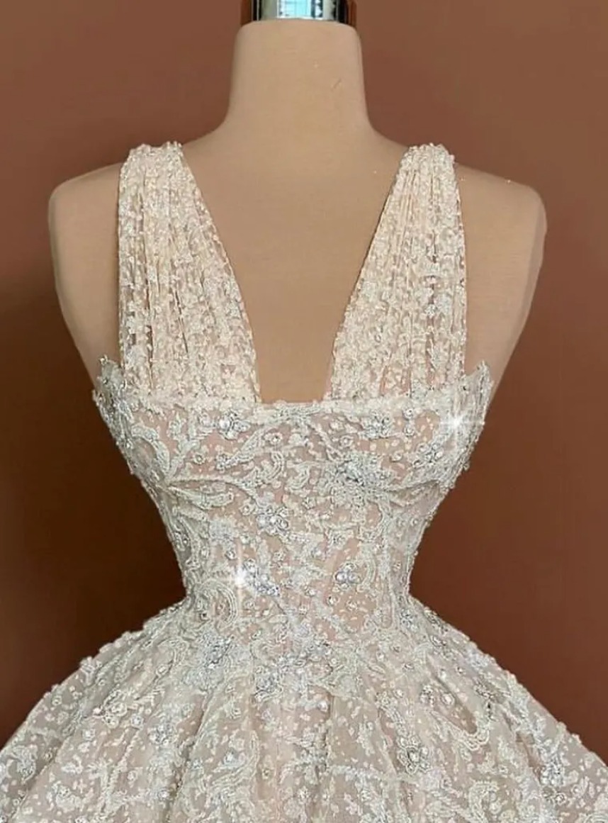 Champagne A-line Graduation Dress Beaded V-neck Lace Short Mini Homecoming Party Formal Cocktail Prom Bridesmaid Gowns Dresses