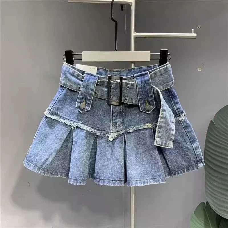 New Fashion Three Dimensional Strap Pocket Wash High Tooling Denim Skirt Women Y2K Summer Vintage Casual Joker A Skirt M260316
