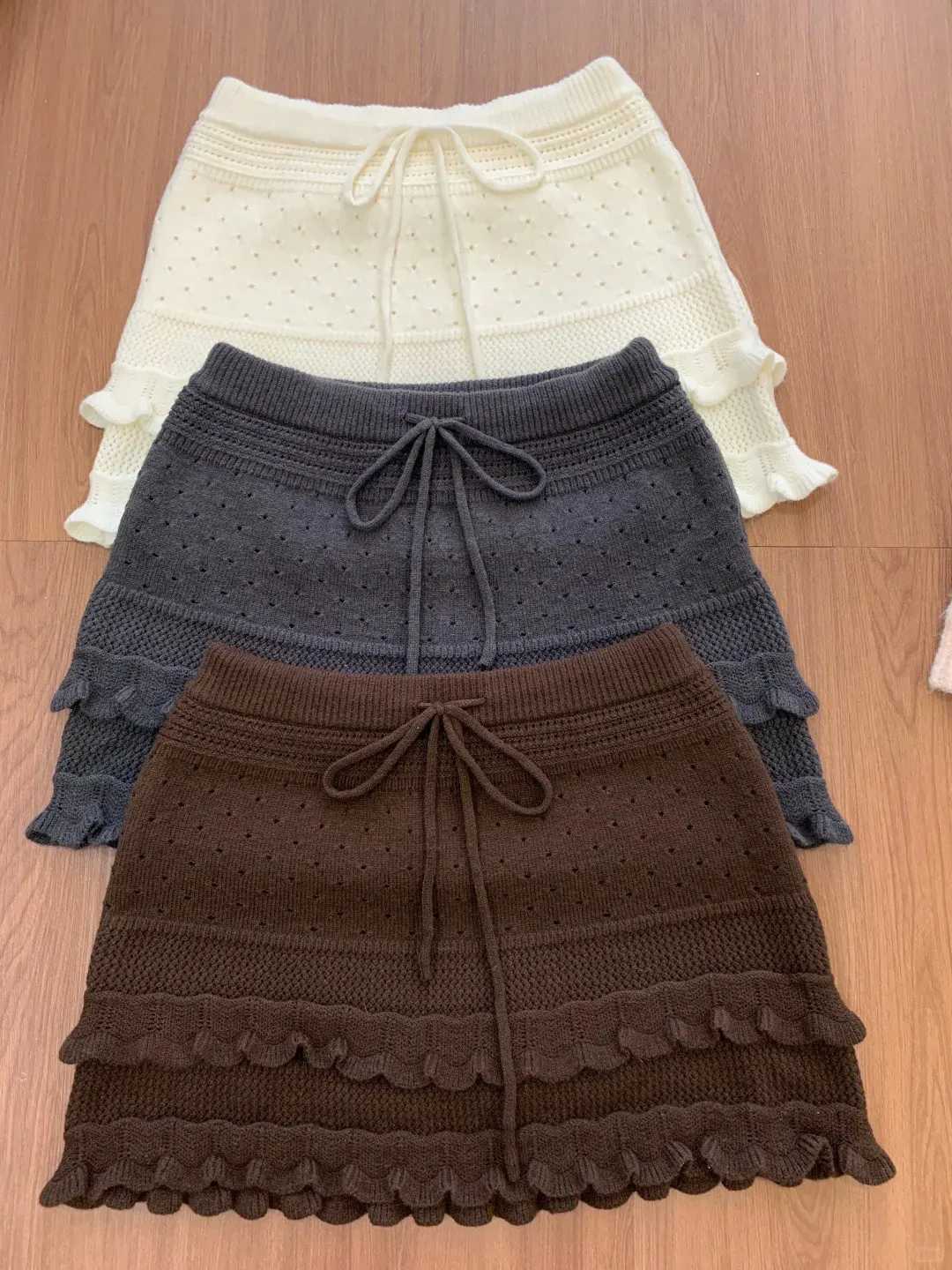 Women Patchwork Knit Mini Skirt High Waist Ruffle Drawstring Sweet Cake Style Winter Chic Hollow out A-Line Womens Skirt M260316