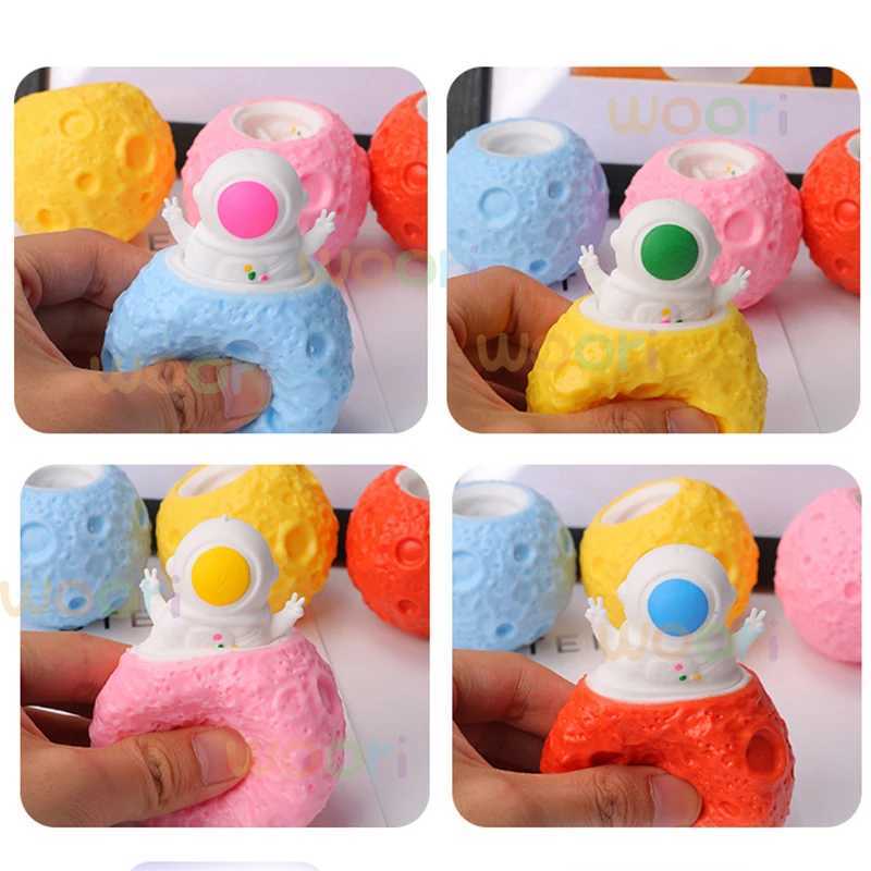 Squeeze Astronauts Planet TPR Cup Anti Stress Pop Up Funny Toys Joke Decompression Fidget Sensory Stress Gift for Kids Adults H260317