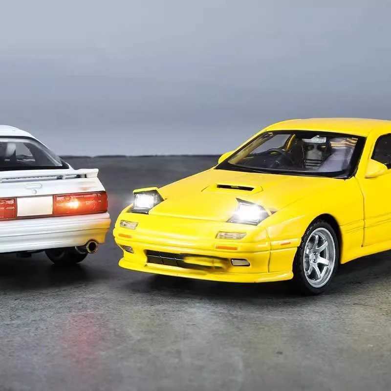 INITIAL D 132 Mazda RX7 RX-7 FC Miniatures Alloy Metal Diecast Car Model Toy Sound Light Vehicle Toys For Boy Children Gifts D260317