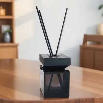 1Set Refillable Aroma Diffuser Jar Rattan Aroma Diffuser Bottle Wooden Lid Glass Aromatherapy Bottle Set No Fire Fragrance Home D260317