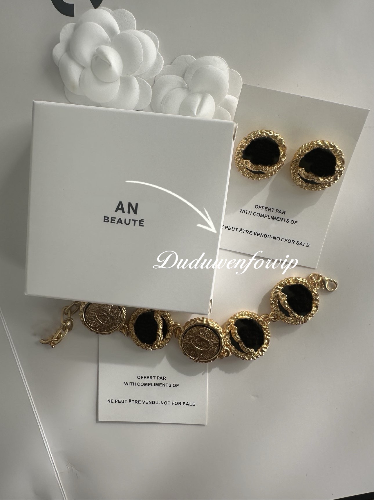 party gift vintage Metal stamped bracelet classical earrings designers gift box CC beatue.gift