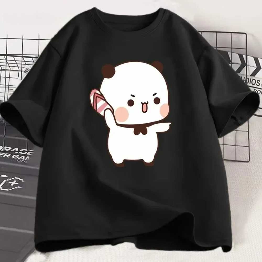 Kawai Panda Bear Bubu Throwing Flip Flop To Dudu T-shirt Men Women Funny Couple T Shirt Casual Fashion Cute Tshirt Valentines M260317