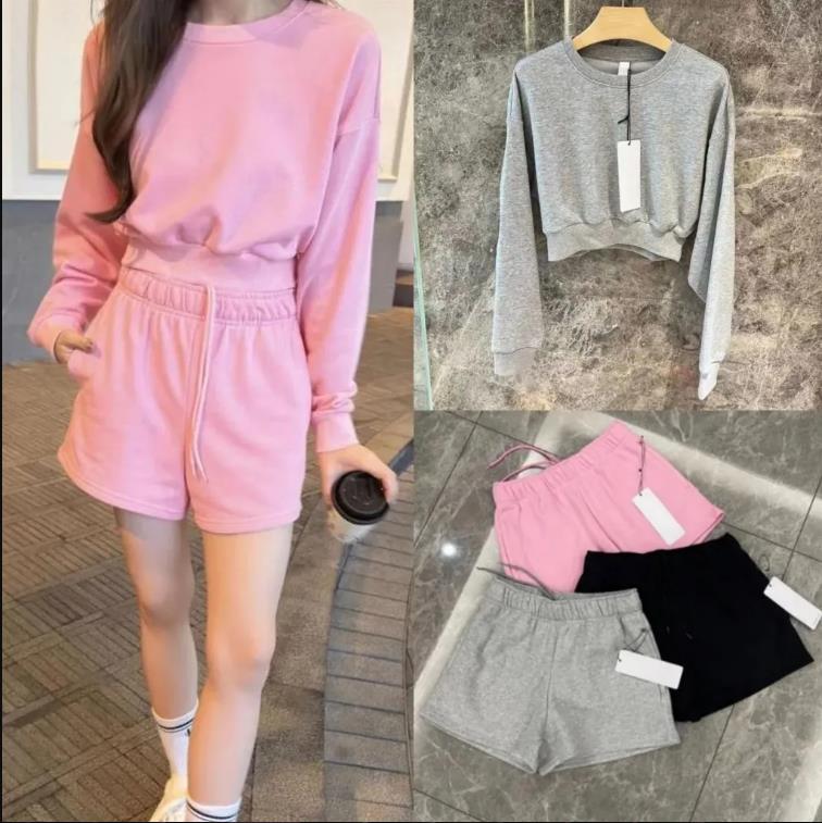 US stock Luxury Women Yoga Sets Designer Cropped Sweatshirts+Shorts Crew Neck Pullover Active Short Tracksuit Weekend Jogger Sportswear