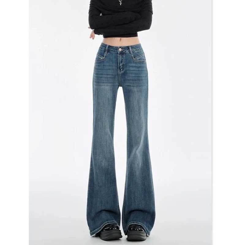 2025 Women Retro Blue Flared Jeans Hot Sale Lady High Waist Casual Denim Trousers s Classic Korean Straight Leg Pants M260317