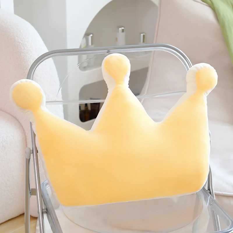 Adult Crown Pillow Sofa Cushion Living Room Bedroom Bedside Bay Window Light Luxury Exquisite Shape Decor Comfort Pillow D260317