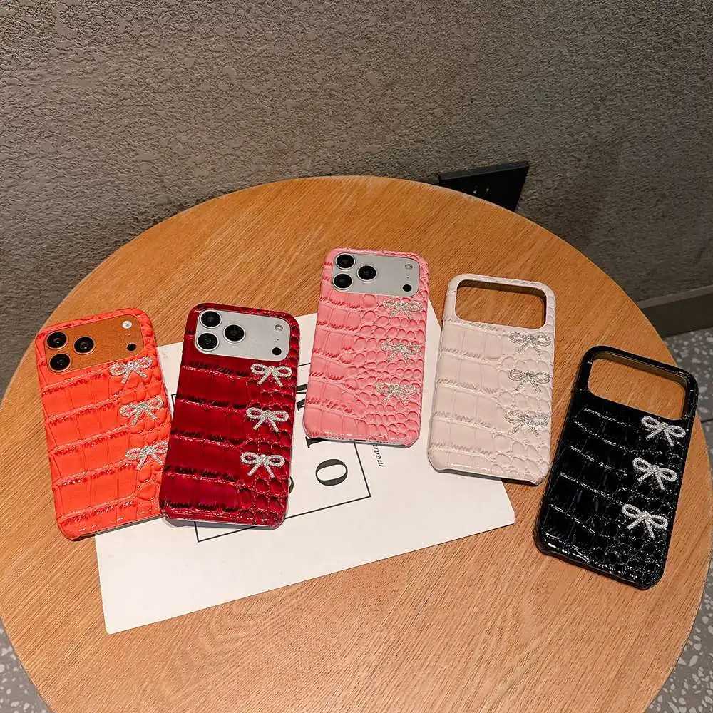 Luxury Diamond Bow Crocodile Grain Leather Phone Case For iPhone 17 11 12 13 14 15 16 Pro Max Shockproof Hard Protection Cover C260314
