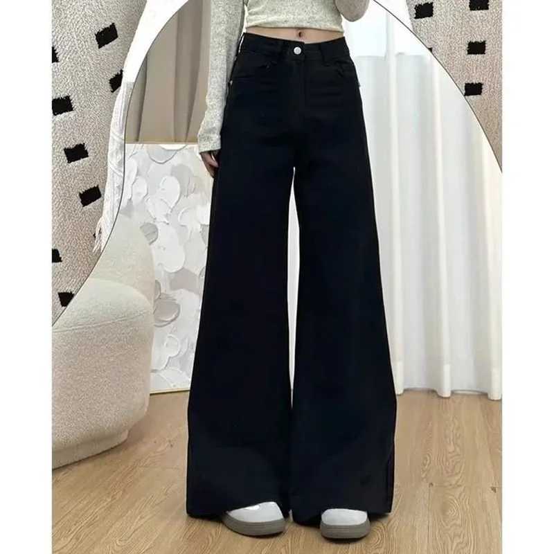 Female Classic Black High Waist Jeans s Ins Fashion Straight Leg Denim Trousers Women Korean Designer Casual Pants M260317
