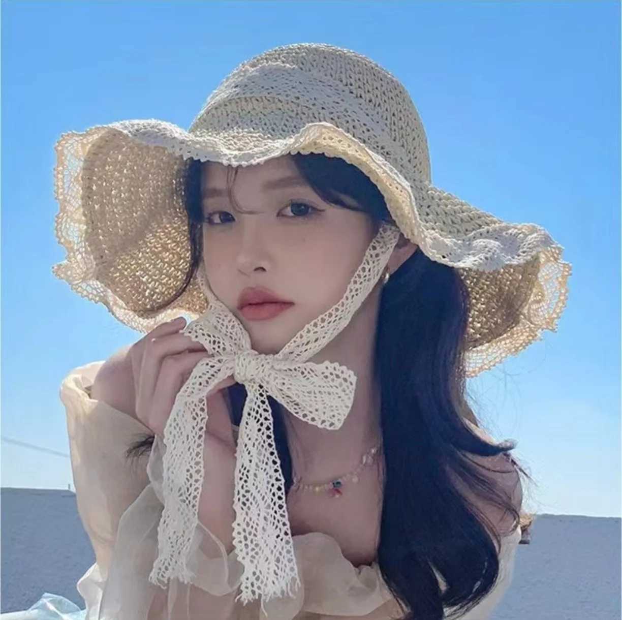 Womens INS Style Straw Hat Lace Edge Hollow Out Weave Sun Hat with Tie Strap Summer Beach UV Protection Visor Hat H260317 - view 3