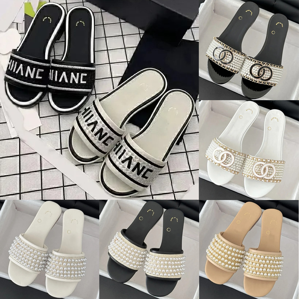 Designer shoes Women slides Designer Sandals lambskin Slippers Leather Summer Flat fashion Slipper Weaving shoe upper beach woman Slippers AAA Paris Shoe Size 35-42