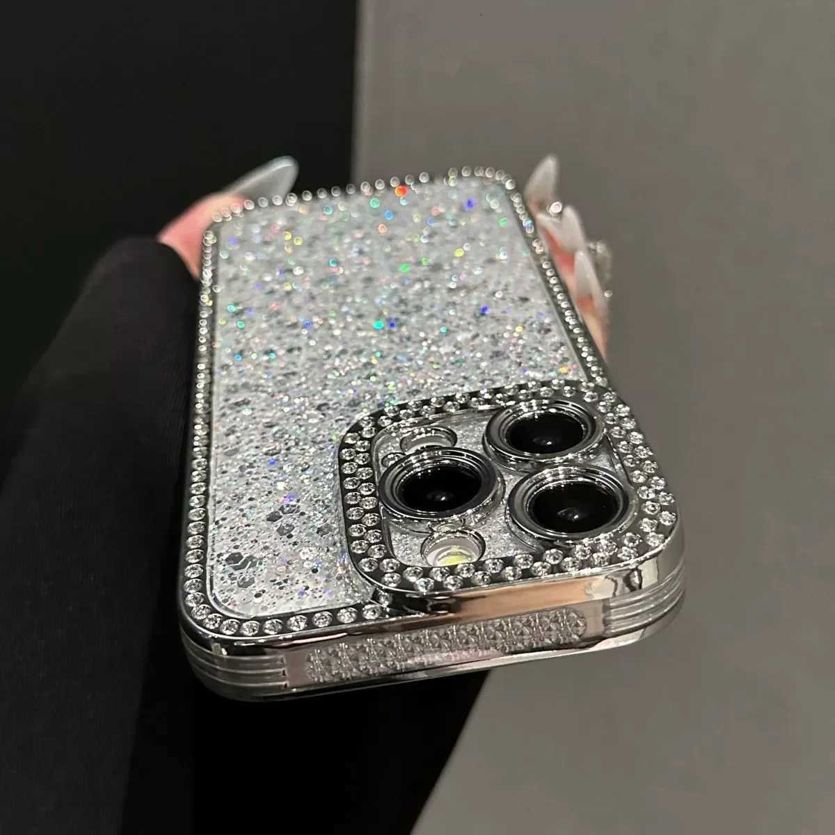 Luxury Diamond Frame Bling Sequins Glitter Case For iPhone 15 14 13 12 11 Pro Max Plus Clear Soft Silicone Shockproof Cover C260314
