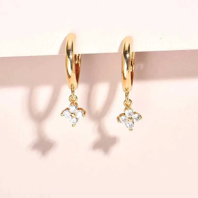 Designer Gold Tone Stainless Jewelry Steel Zircon Inlaid Designer Flower Earrings Luxury Sweet Women Wedding Jewelry