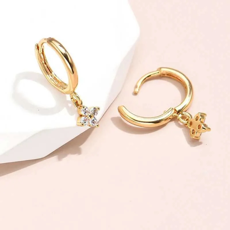 Designer Gold Tone Stainless Jewelry Steel Zircon Inlaid Designer Flower Earrings Luxury Sweet Women Wedding Jewelry