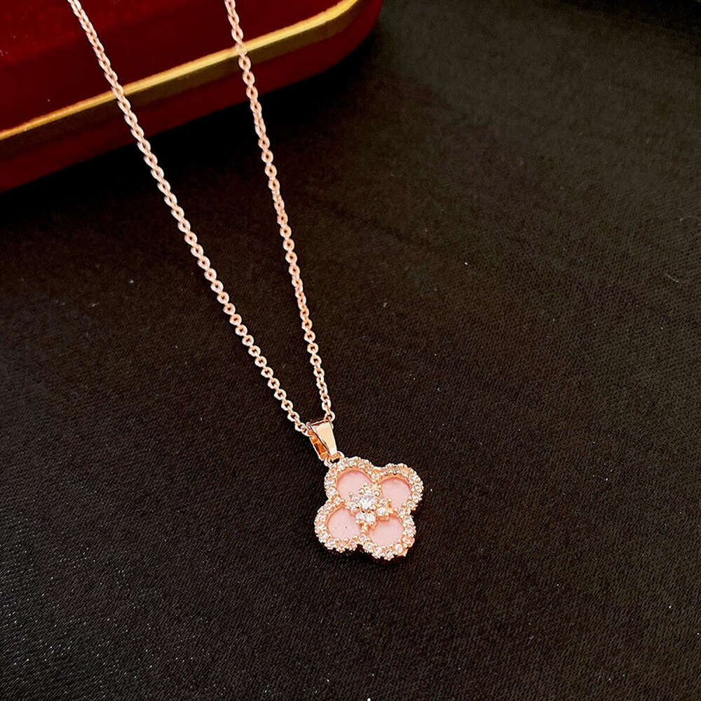 Necklace Simple Zircon Flower Necklace Light Luxury High End Feeling Collarbone Chain Exquisite Design Niche Jewelry Set Designer Jewelry Necklace Des - view 6