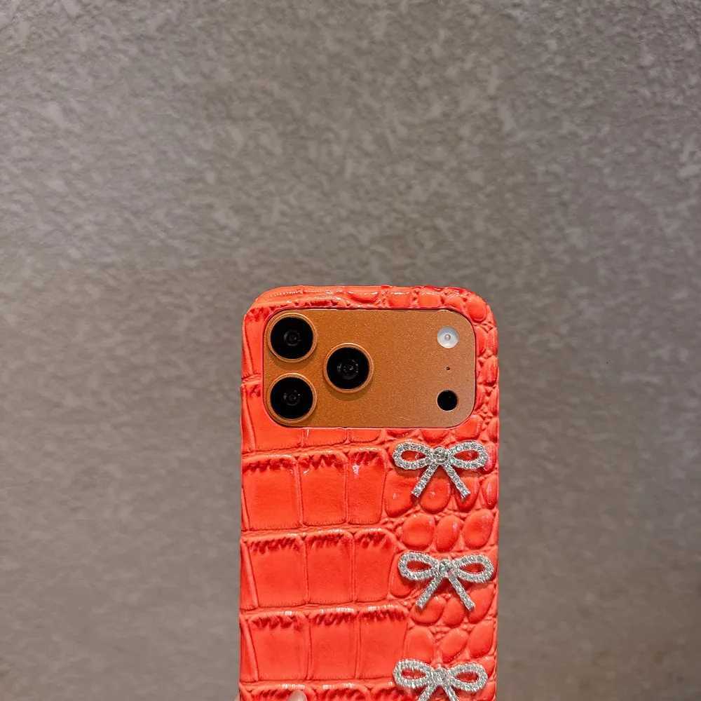 Luxury Diamond Bow Crocodile Grain Leather Phone Case For iPhone 17 11 12 13 14 15 16 Pro Max Shockproof Hard Protection Cover C260314