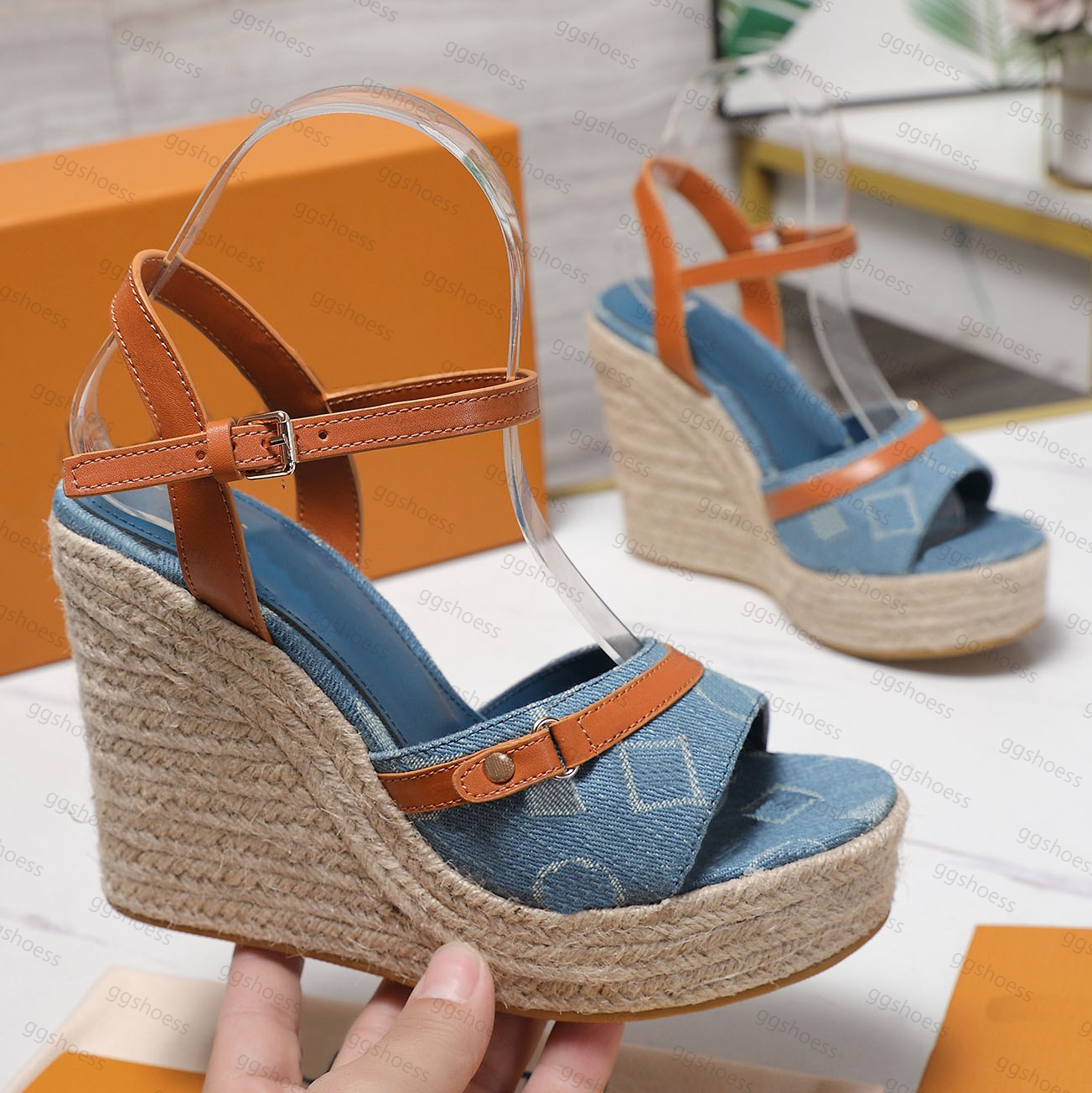 Women Helios Wedge Sandal Designer Platform Sandals Fashion Casual Round Headed Open Toed Woman High Heel Wedge Espadrille Sandals