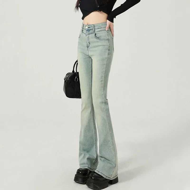 Woman Light Blue High Waist Flared Jeans Hot Sale Lady Slim Fit Thin Pants s Classic Straight Leg Denim Trousers M260317
