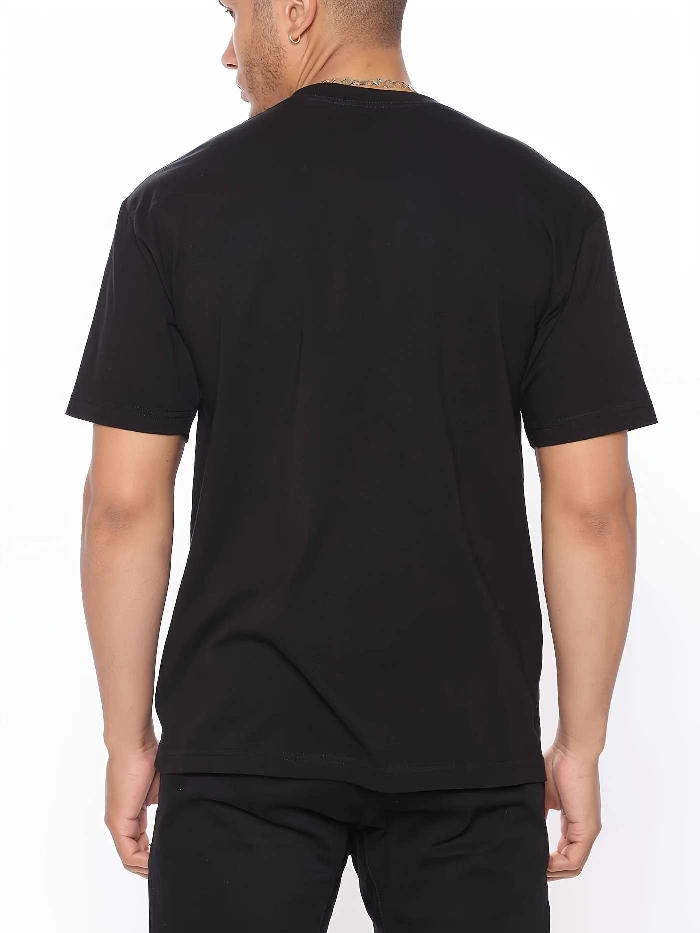 Summer American Streetwear Graffiti Men T-shirt High Street Trendy Style Couple Version 100 Pure Cotton Soft Material M260317