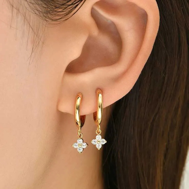Designer Gold Tone Stainless Jewelry Steel Zircon Inlaid Designer Flower Earrings Luxury Sweet Women Wedding Jewelry