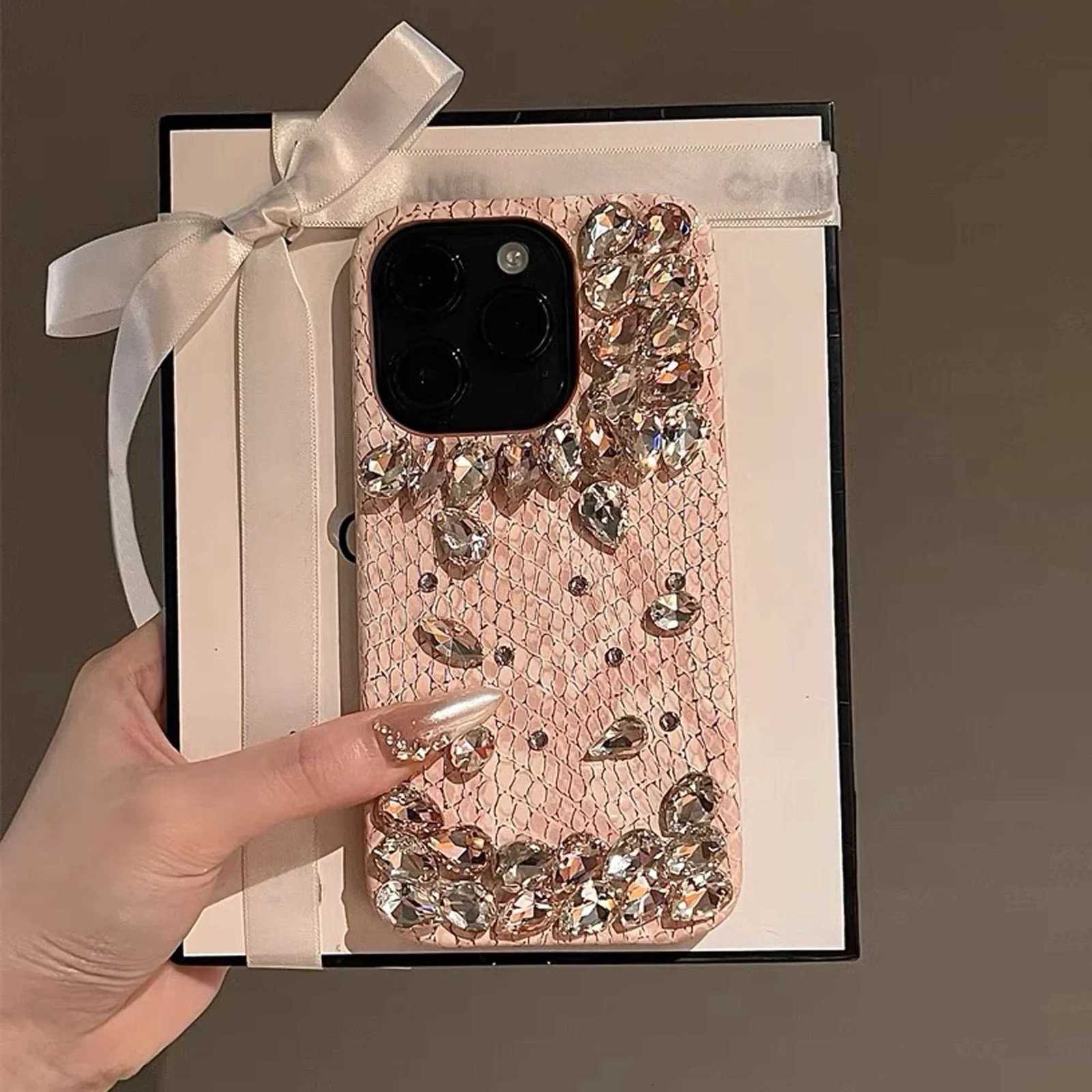 Snake-Print Skin Rhinestone Phone Case For iPhone 16 15 14 13 12 11 Pro Max Fall-Proof Luxury Girl Phone Case C260314