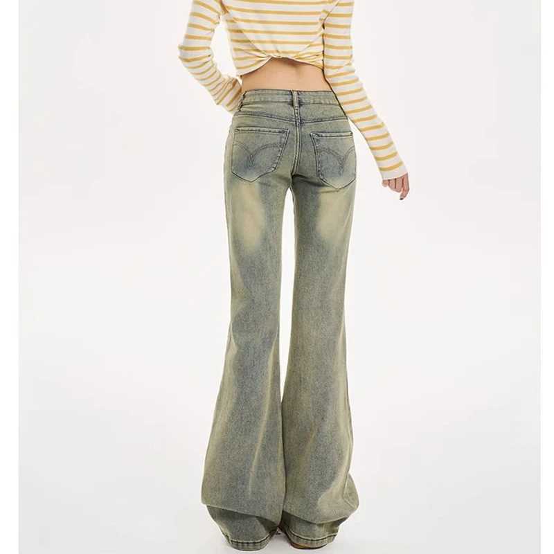 Hot Sale Women Retro Casual Straight Leg Jeans Lady Classic Solid Flared Pants s Fashion Low Waist Denim Trousers M260317