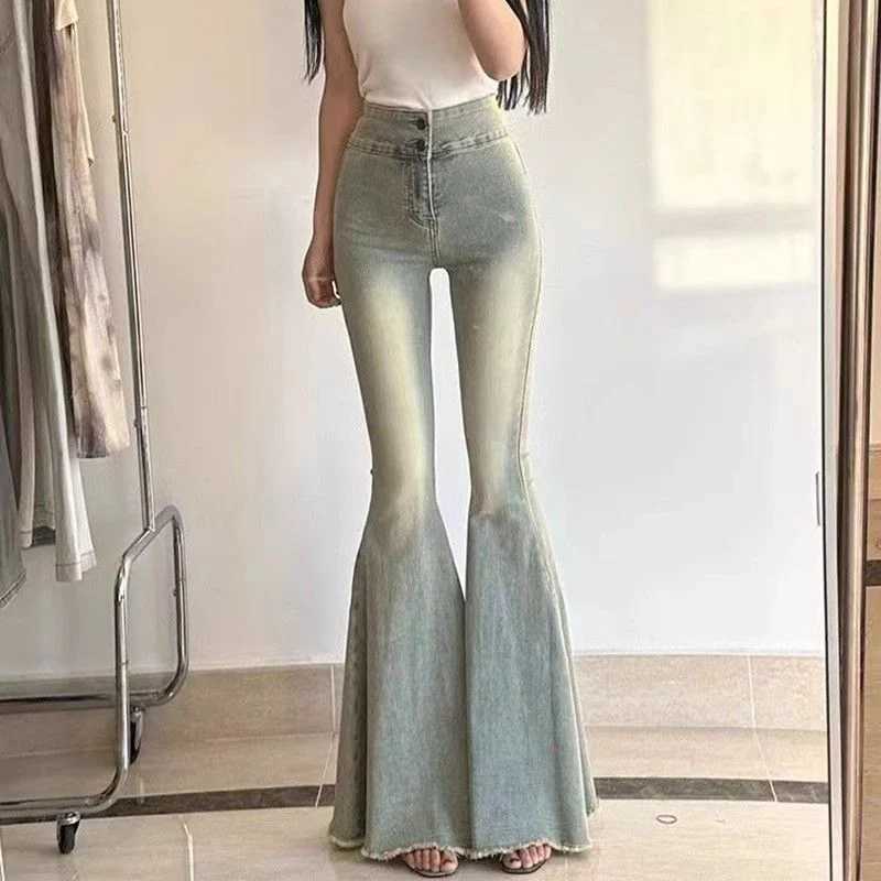 Woman New High Waist Streetwear Slim Fit Flare Jeans Female Y2k Clothes Bell Bottom Pants s Gothic Black Blue Denim Trousers M260317