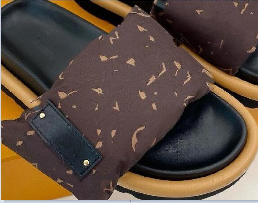 Fashion 2025 Designer Luxury New Women's Slippers Red Linen Flat Slippers G226