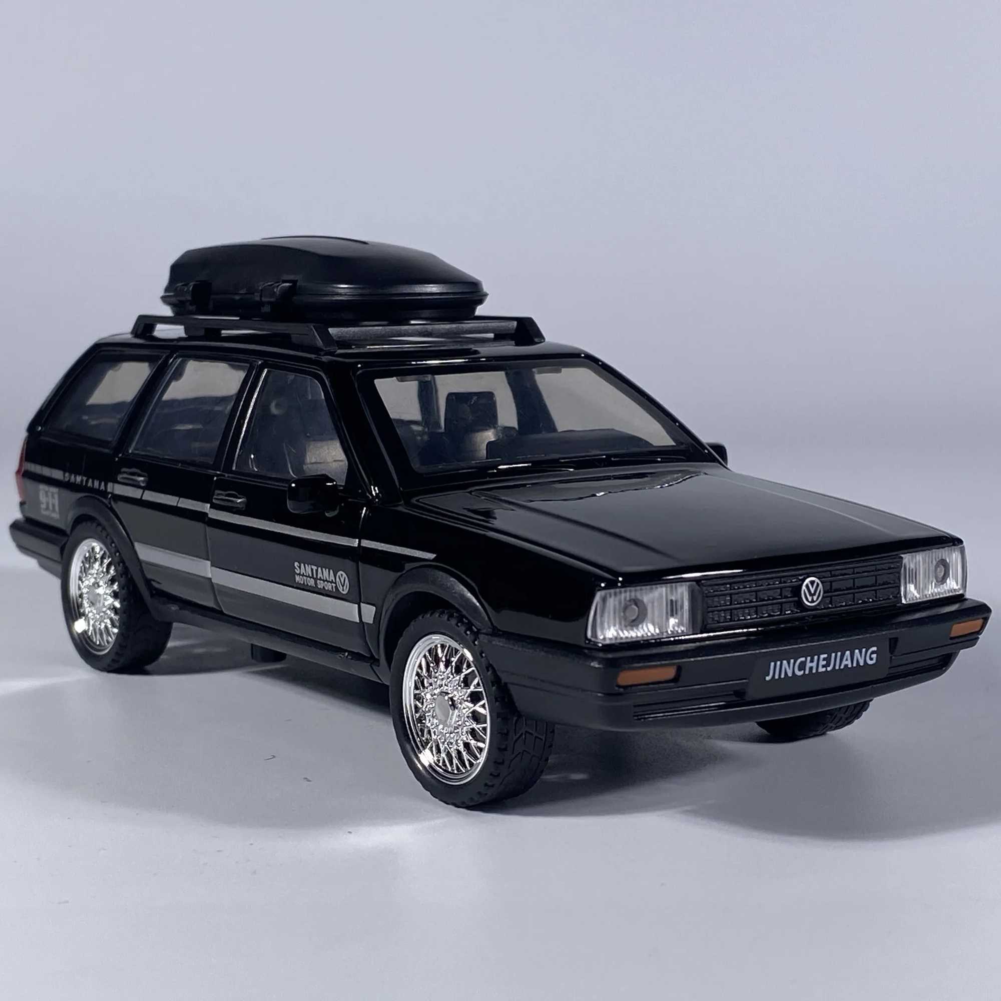 1/32 VolksWagenwerk Santana Wagon Alloy Metal Diecast Model Sound Light Toy Trendy Decoration Ornament Birthday Gift For Kids D260317