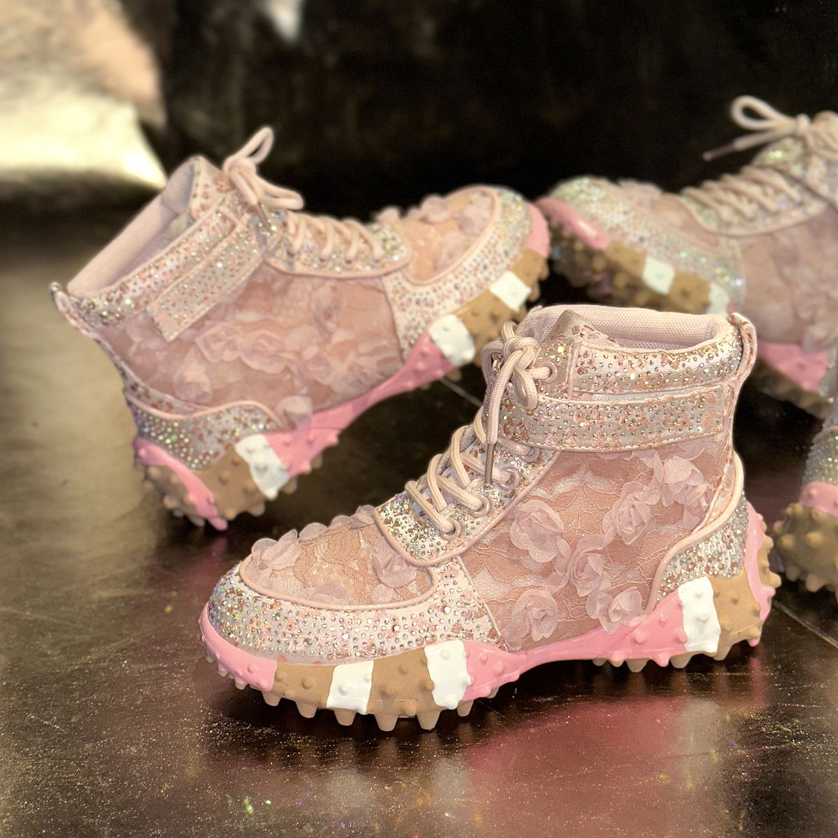 Fashion Luxury Womens Shoes Velcro Strap Women's Height Enhancement Sneakers Shining Water Diamond Vulcanized Shoes Designer Casual Sneakers Zapa