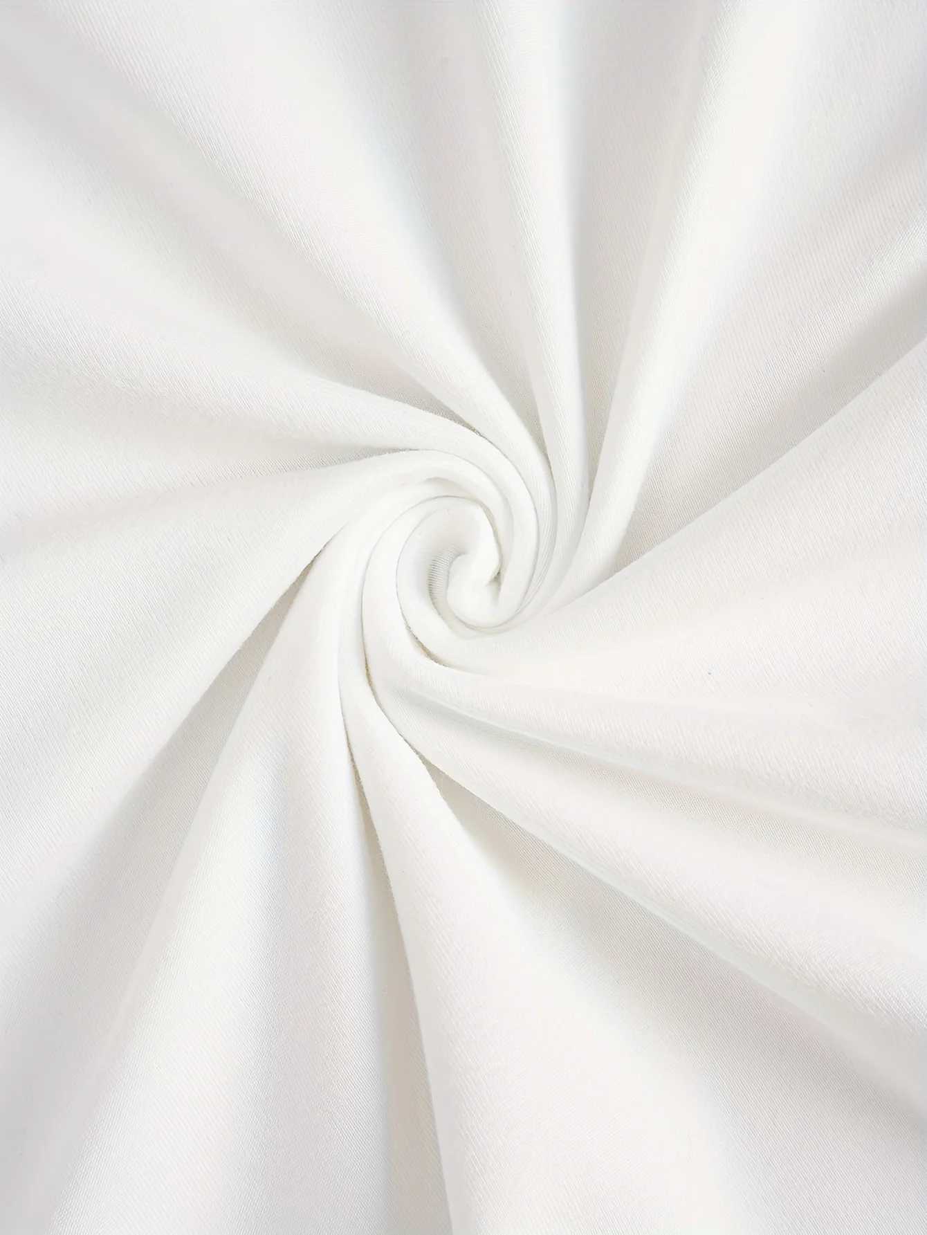 Butterfly Print Summer Womens Casual Crew Neck Short Sleeve T-Shirt Regular Fit Comfortable for Women Daily Wear Clothing M260317