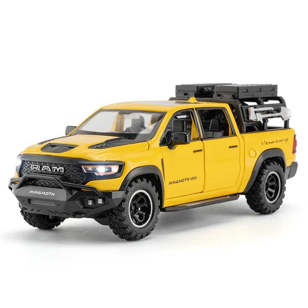132 Dodge RAM 1000 TRX Mammoth Metal Diecast Alloy Car Model Car Central Control Decoration Ornaments Gift With Boyfriend Goods D260317