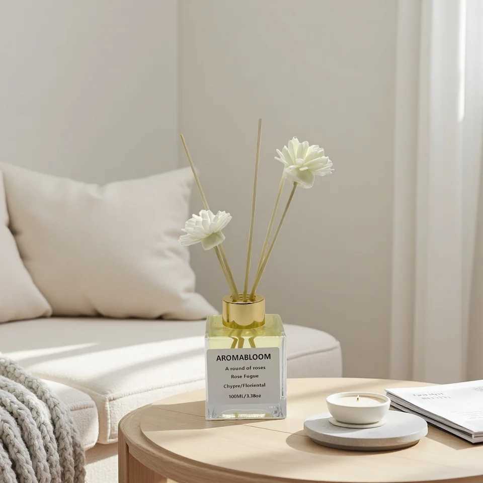 Bottle Set Reed Diffuser 100ml Transparent Square Glass Bottle with Diffuser Sticks and Decorative Flowers Beautiful Home Decor for Aromather D260317