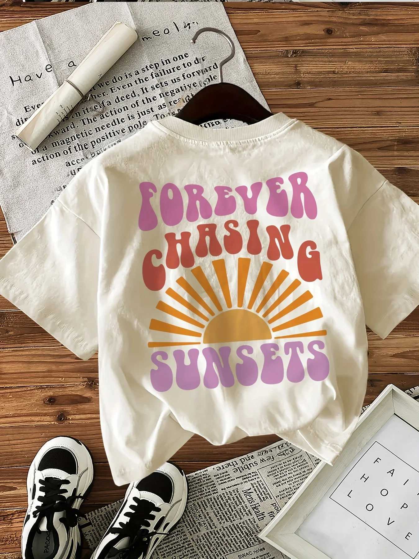 Forever Chasing Sunsets Printed T-Shirts Female Funny T Shirts Korean Fashion Graphic Casual Summer Tops Women Clothing M260317