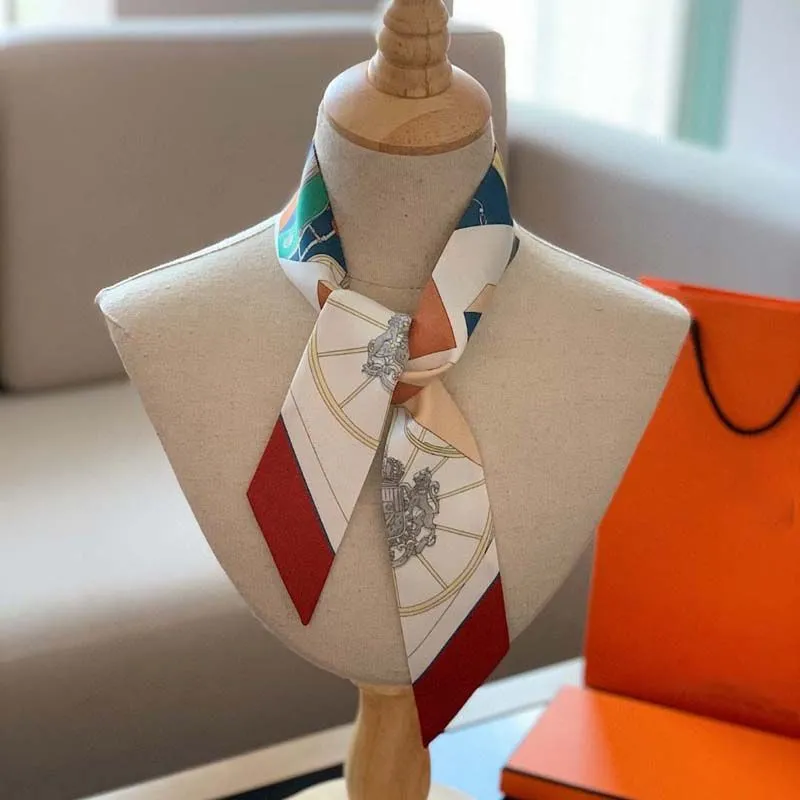 Luxury Silk Scarf Geometric Print Skinny Scarf Designer Womens Headband Fashion Bag Scarfs Designer Scarf Bag Charm Neck Tie For Women Hair Thin Scarves