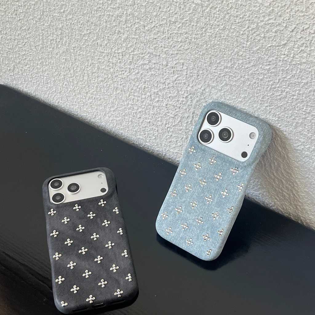 Retro Trendy Cool e Black Denim Texture Rivet Small Flower Shock Proof Phone Cover Case for iPhone 17 16 15 14 Pro Max C260314