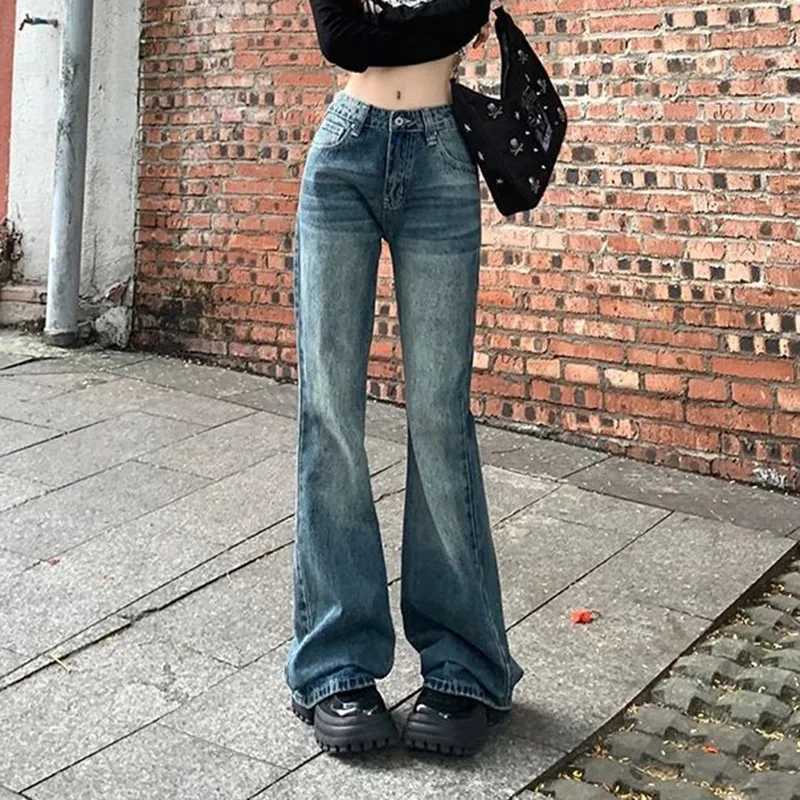 New Lady Slim Fit Thin Jeans Hot Sale Women Straight Leg Denim Pants s Korean Fashion High Waist Casual Trousers M260317